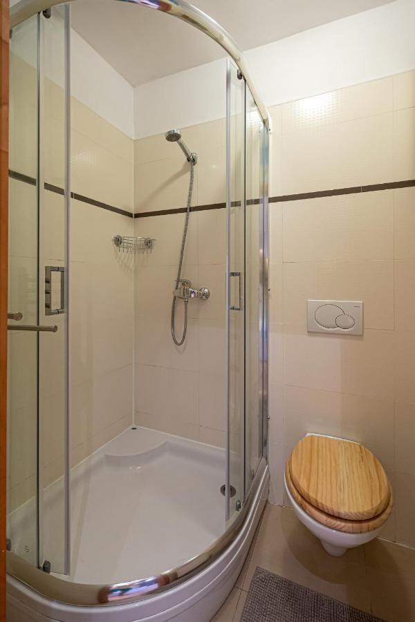 Bivalvia Apartments 科佩尔 外观 照片