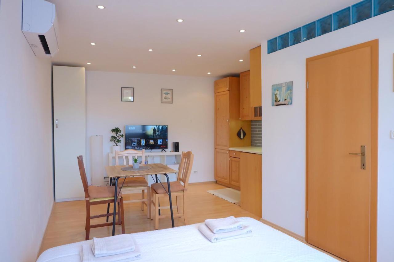 Bivalvia Apartments 科佩尔 外观 照片